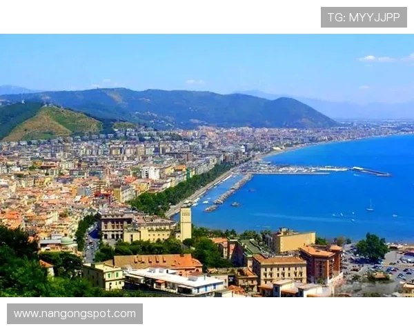 萨勒尼塔纳俱乐部：历史悠久的意大利足球传统与现代挑战之交汇